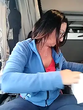cuplubijoanna online show from May 12, 4:13 pm