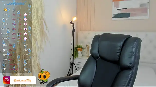 LOISE-XX online show from October 15, 4:26 am