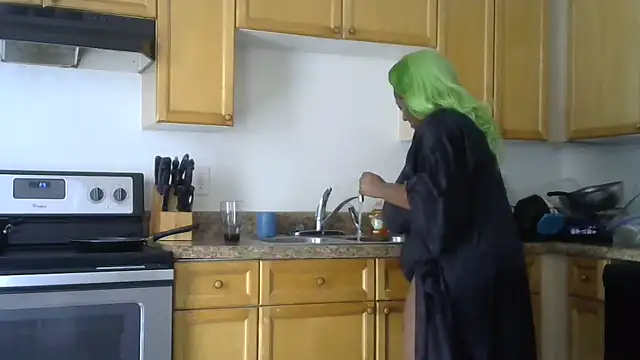 londynnvega online show from April 1, 2:36 pm