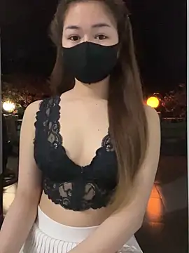 BabyThree  online show from February 4, 2:53 pm