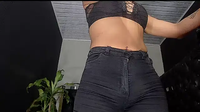 Kitie Petarda online show from October 25, 6:26 pm