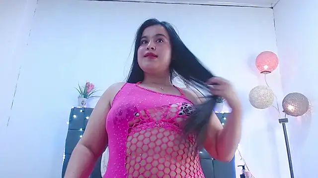 mia xx1 online show from May 12, 1:14 am