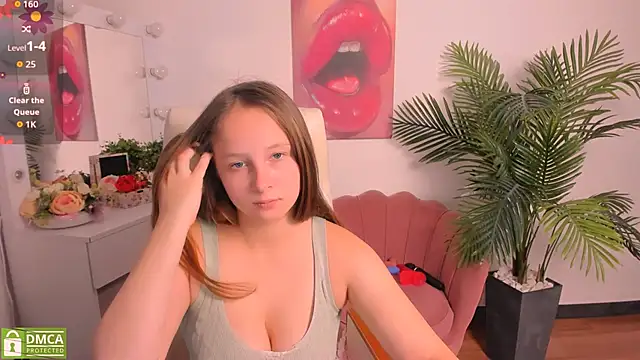 Snapshot of Ketrin_n_ chatting on October 3, 5:12 am Ketrin n online show from October 3, 5:12 am