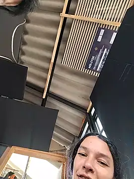 rebekka simpson online show from May 25, 8:41 pm