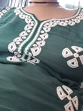 Miss Ayesha online show from May 21, 3:04 am