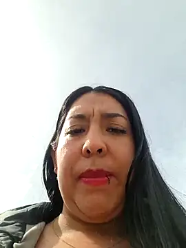 Bella keny online show from May 25, 2:05 pm