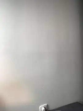 dakota le online show from April 8, 1:46 pm