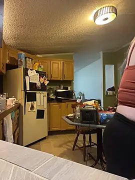 velvetta  online show from December 5, 7:15 pm