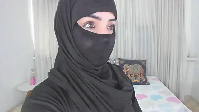 Uzra hayed online show from May 19, 1:51 pm
