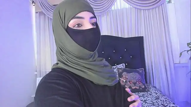 Uzra hayed online show from February 12, 7:48 pm