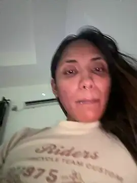 VictoireFeller online show from May 16, 2:58 am
