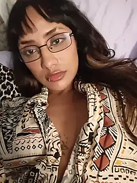 VictoireFeller online show from May 9, 5:20 am