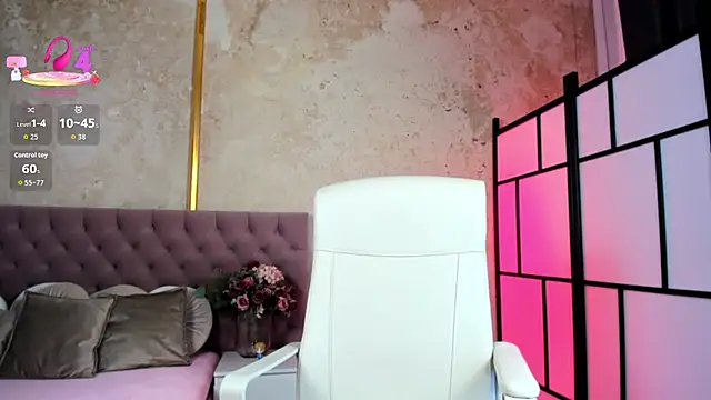 Jelisse Jones online show from November 5, 1:49 pm