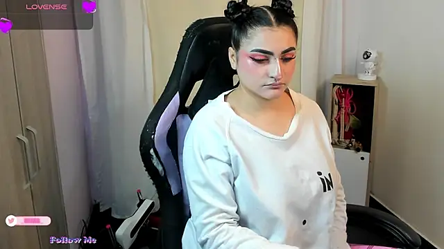 setzuna  online show from October 30, 3:09 am