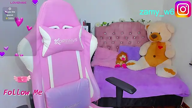 Karla  cute online show from March 28, 2:05 pm