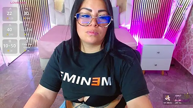martinna tay online show from May 22, 3:37 am