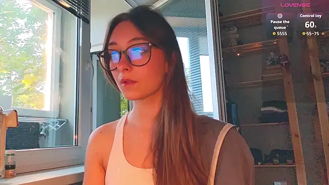 monlight  dana online show from May 27, 5:21 pm
