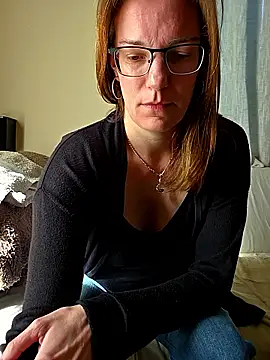 SpiceLea online show from March 18, 9:36 am