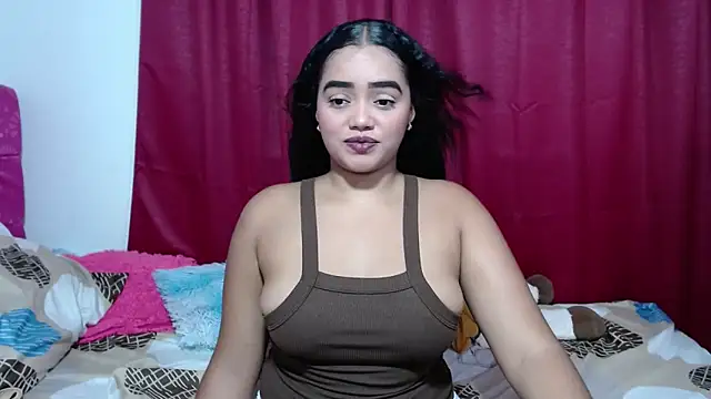 kiara milf  online show from April 8, 8:44 pm