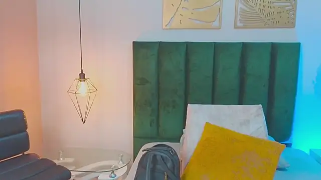 AlissaNix online show from February 7, 1:20 am