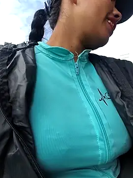  andrea30 online show from May 6, 11:58 am