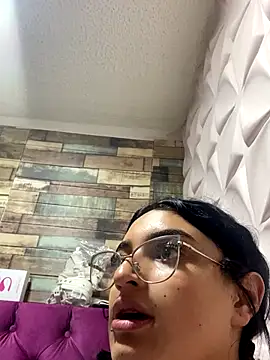 SophiaHilt0n online show from October 1, 12:32 pm
