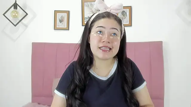 Snapshot of GENNESIS_LOVE chatting on September 26, 3:59 am GENNESIS LOVE online show from September 26, 3:59 am