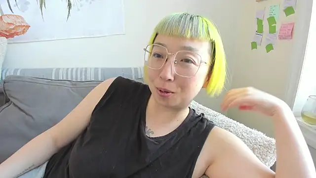 luxgray online show from April 10, 6:47 pm