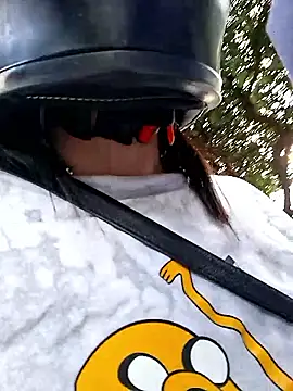 Liancy online show from October 9, 9:19 pm