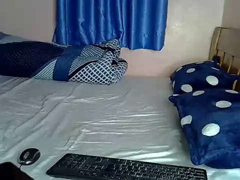 sweet rozie online show from May 24, 5:39 am