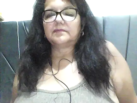 Snapshot of kassandra02 chatting on October 10, 2:00 pm kassandra02 online show from October 10, 2:00 pm