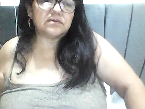 Snapshot of kassandra02 chatting on October 11, 2:20 pm kassandra02 online show from October 11, 2:20 pm