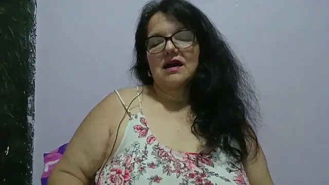 kassandra02 online show from May 18, 2:54 am