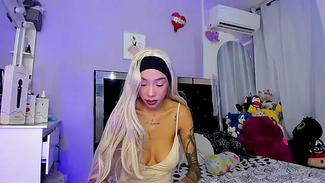 Laizasamantha2 online show from June 25, 2:51 pm