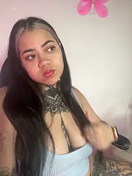 aliensexy online show from January 31, 11:25 pm