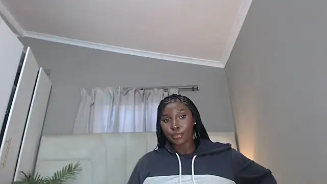 naughtyblackdolie online show from May 7, 12:20 pm