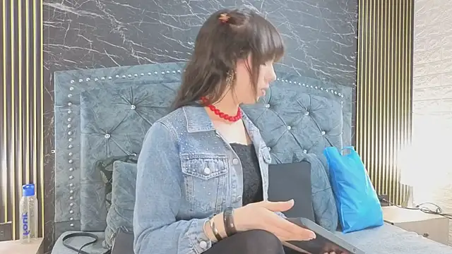 diosagolden online show from May 6, 8:35 pm