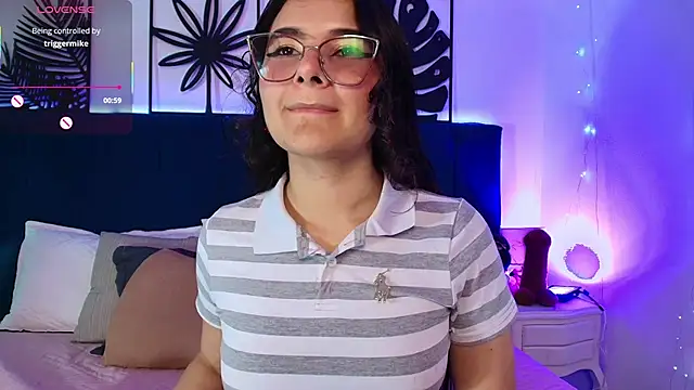 Tifanny grey online show from November 7, 8:03 pm