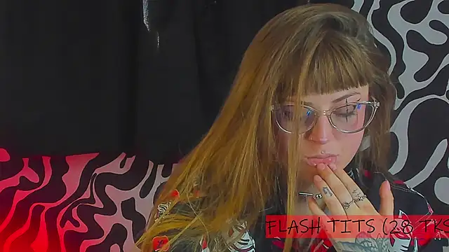 Snapshot of tekila__ chatting on September 22, 9:35 pm tekila online show from September 22, 9:35 pm