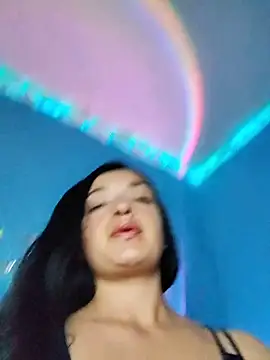 Evelyn pink1 online show from May 27, 3:36 am