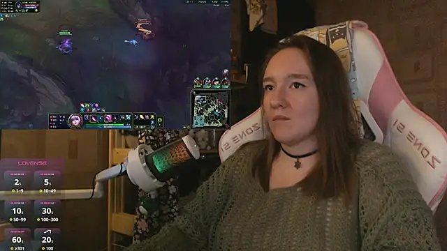 MoonlishSiren online show from May 14, 9:31 pm