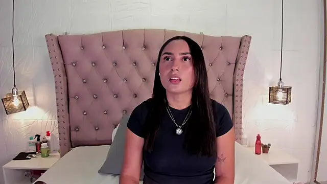 lia sofiia online show from May 23, 9:40 am