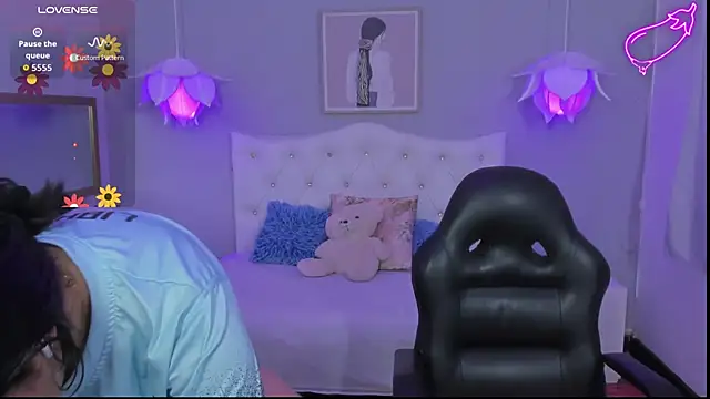 Lisa7 7 online show from November 10, 6:58 pm