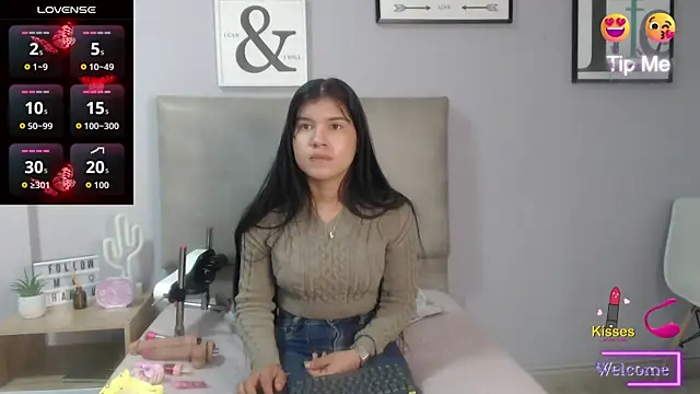 SophiaMeyerst online show from May 13, 6:13 pm
