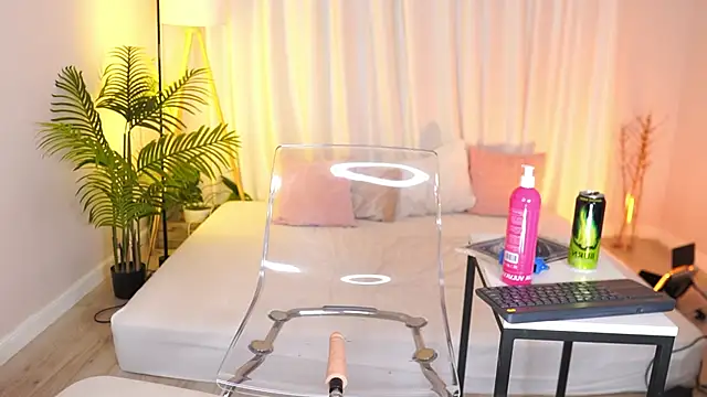 Sexydoll112 online show from May 28, 12:19 am