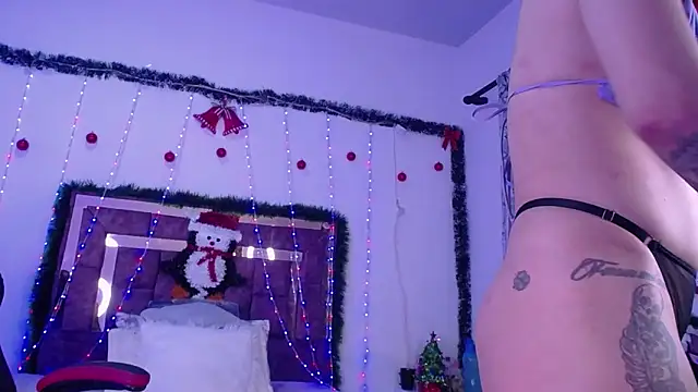 alejandrafitt online show from December 5, 4:34 am