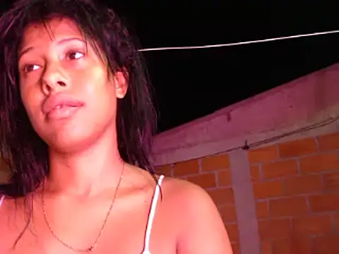 Snapshot of Kitra_New chatting on December 2, 7:10 am Kitra New online show from December 2, 7:10 am