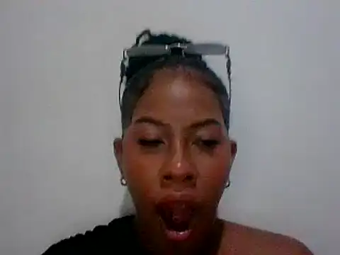 Snapshot of Kitra_New chatting on September 14, 8:01 am Kitra New online show from September 14, 8:01 am