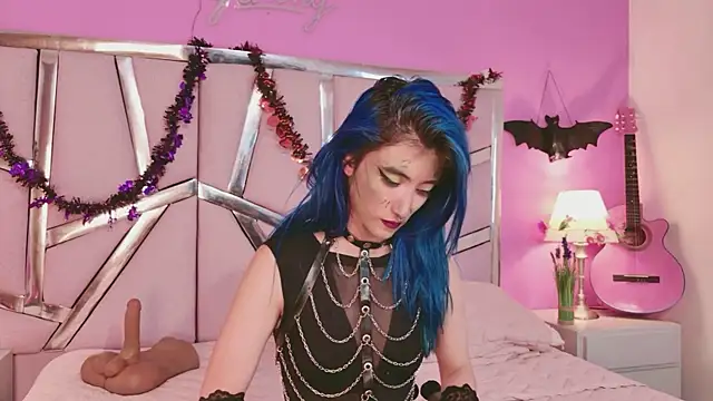 Lunapage online show from October 15, 8:33 pm