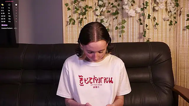 LimaLexxx online show from October 16, 5:15 pm